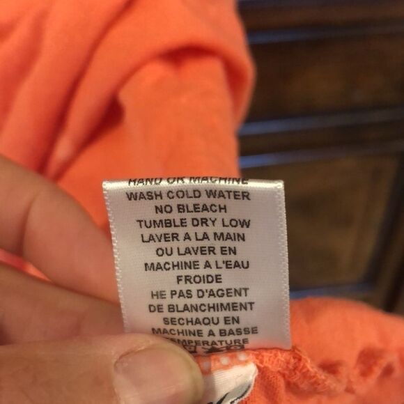 WILD Fox light orange tank top with cute saying - Picture 7 of 8